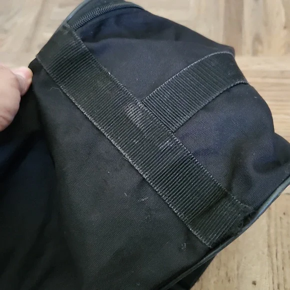 Nike Black Men's Large Basketball Sports Bag - Picture 9 of 11